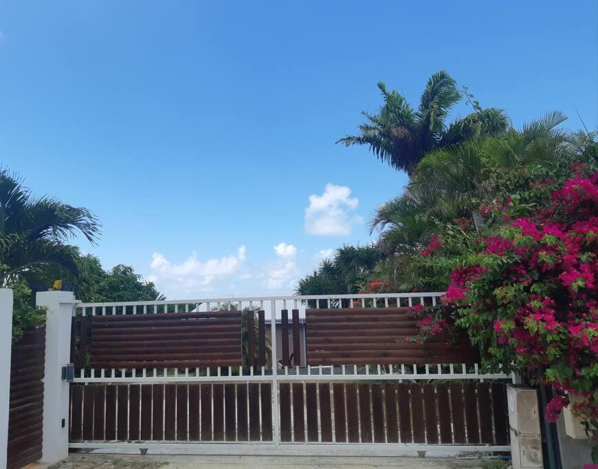 Ti Coin Relax Bungalow Vue Mer Piscine Privee Saint-Francois  Eksteriør bilde